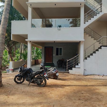 Limra Farm House โปลลาชี ภายนอก รูปภาพ
